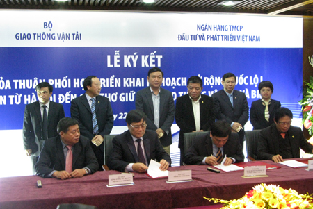Lễ Ký thỏa thuận hợp tác giữa Bộ GTVT và BIDV