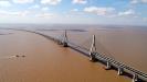 Xây cầu dài nhất qua sông Hồng