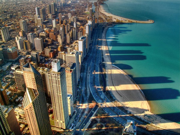 Thành phố Chicago với đường bờ biển dài.